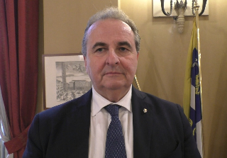 Assessore al Commercio di Torino preso di mira da atti vandalici